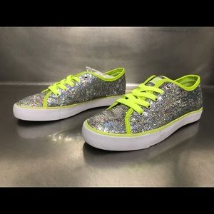 Gotta Flurt Silver Sequined Dance Sneaker - Size 3